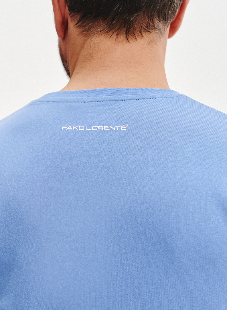 Bawełniany niebieski t-shirt