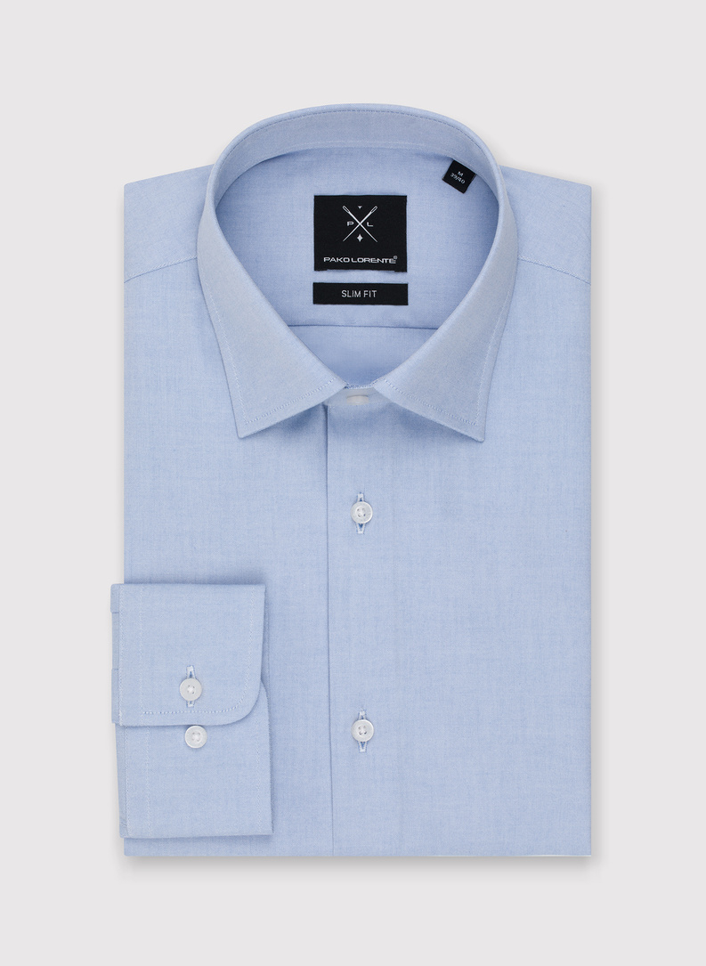 Gładka koszula męska w kolorze niebieskim