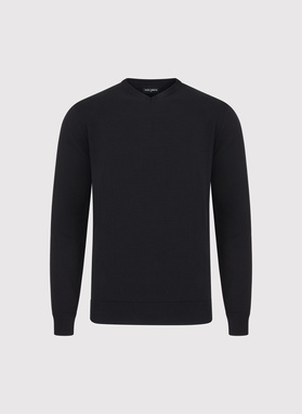 Czarny męski sweter w serek