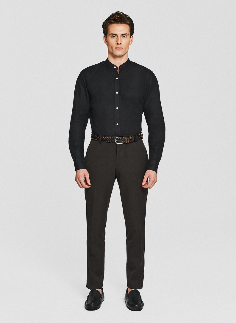 Lniana czarna koszula z kołnierzem stójką