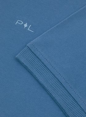 Gładki t-shirt polo w niebieskim kolorze