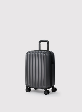 Komplet szarych walizek