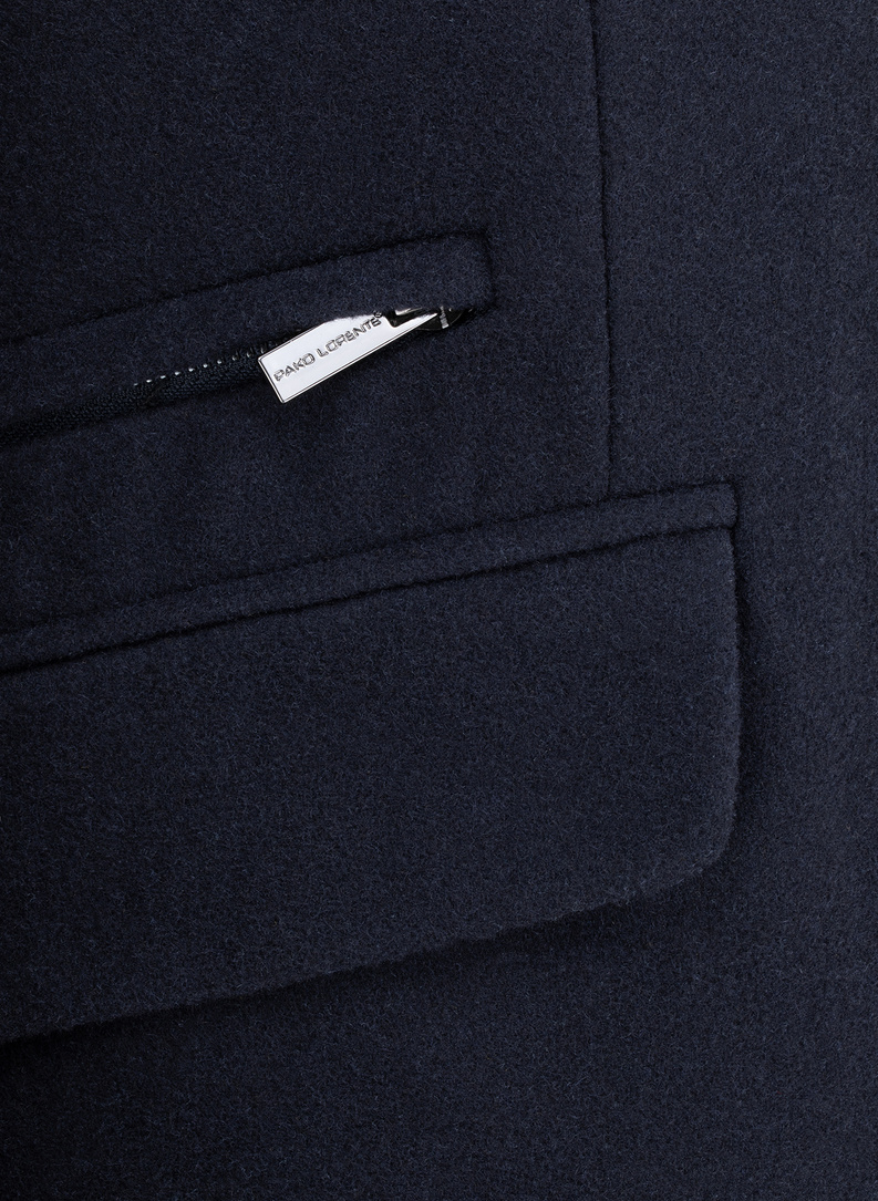 Męski płaszcz z wełną w kolorze granatowym