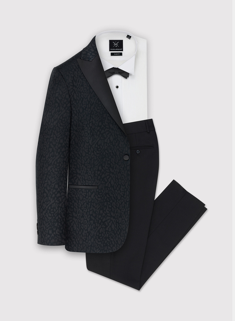 Czarna żakardowa marynarka smokingowa