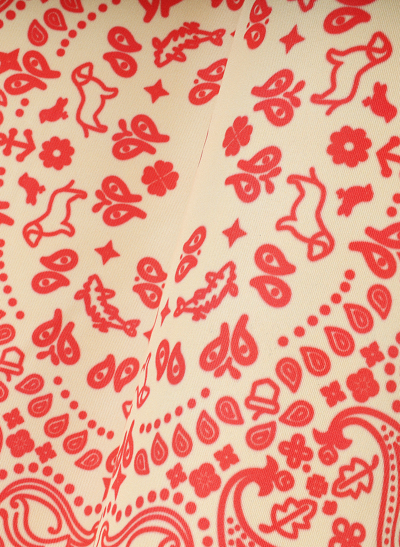 Beżowa poszetka we wzór