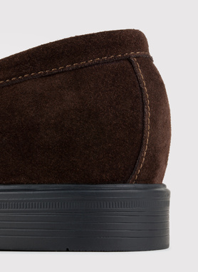 Brązowe zamszowe mokasyny męskie