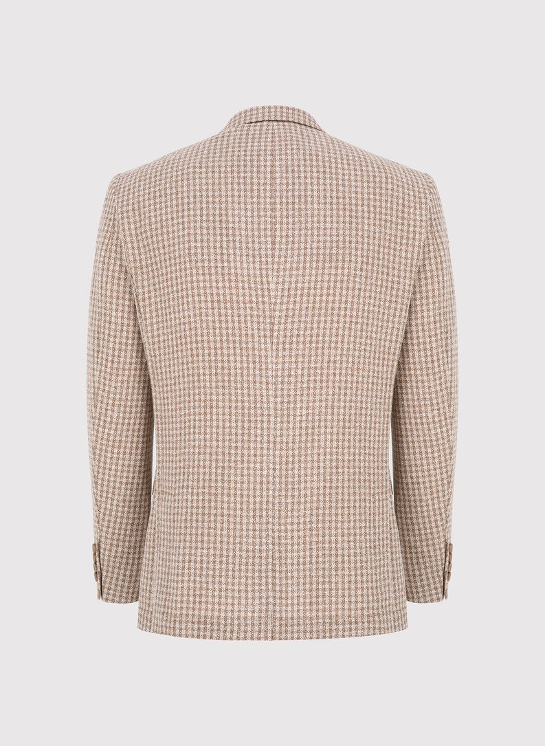 Beżowa marynarka w pepitkę