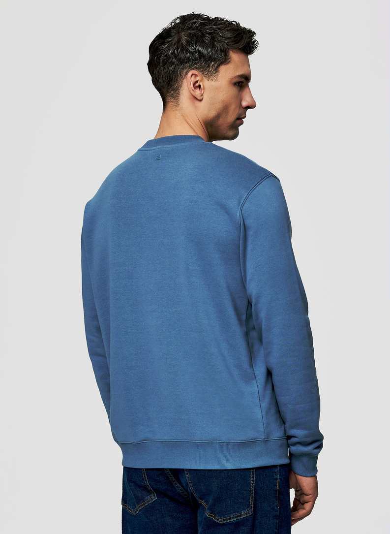 Niebieska bluza dresowa