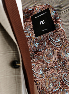 Brązowa marynarka garniturowa w kratę