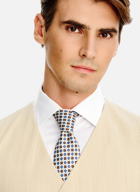 Ślubny beżowy garnitur z wełny