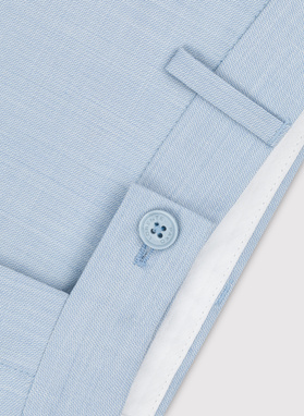 Dwuczęściowy błękitny garnitur męski