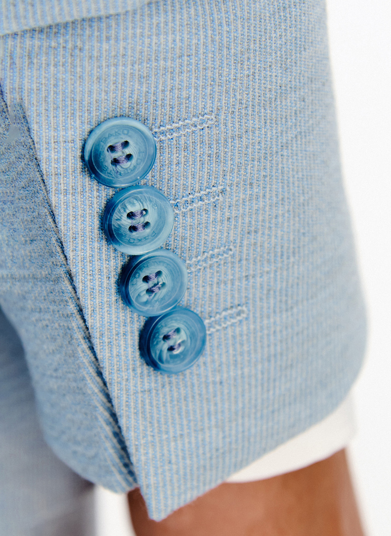 Niebieski garnitur męski