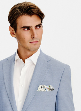 Niebieski garnitur męski