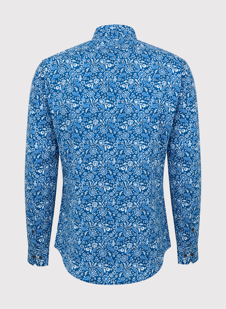Casualowa niebieska koszula w paisley