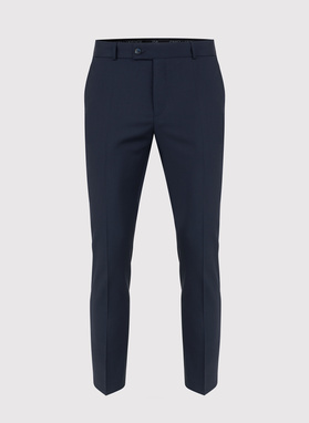 Granatowy garnitur dwurzędowy