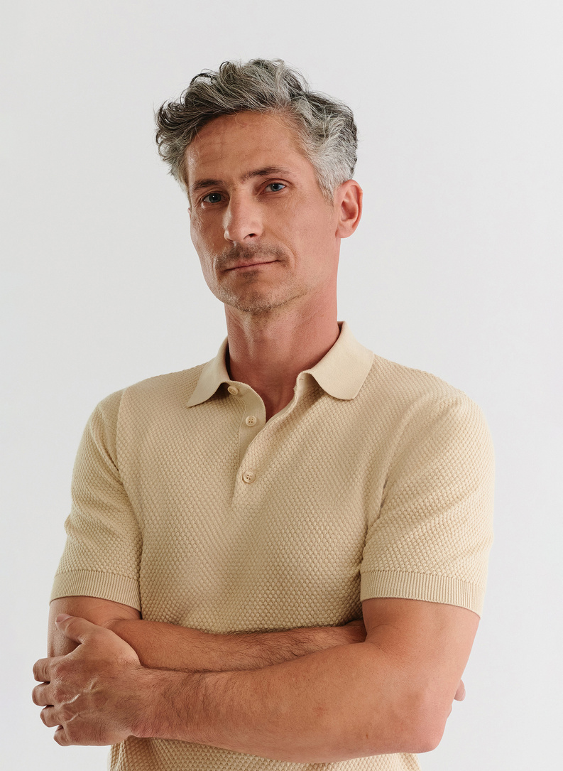 T-shirt polo o ciekawej fakturze w kolorze ecru