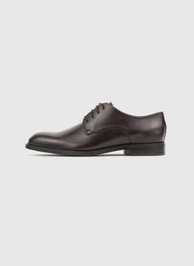 Brązowe skórzane buty derby