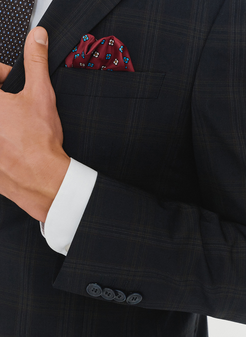 Męska marynarka garniturowa w odcieniu granatowym