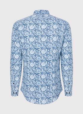 Koszula w kwiatowy wzór na granatowym tle