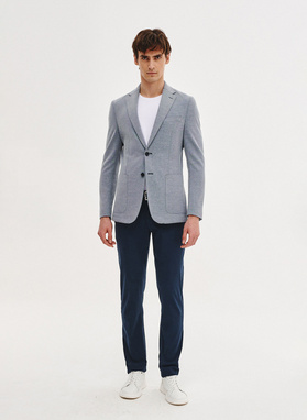 Niebieska marynarka z dzianiny