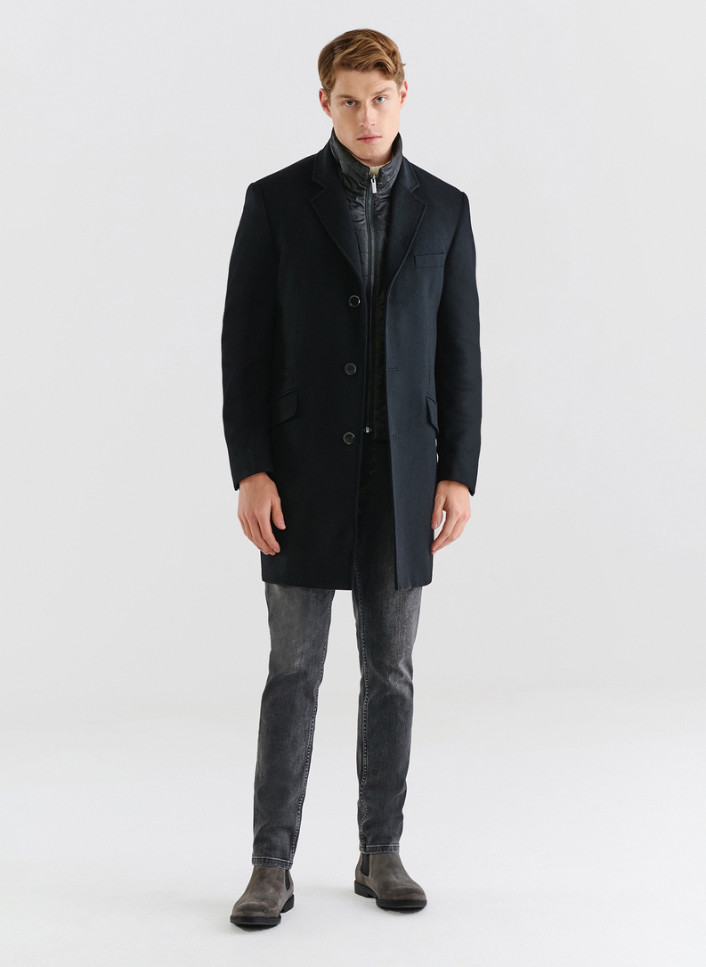 Męski czarny płaszcz z wełną