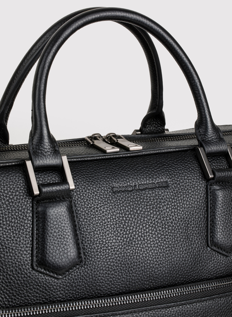 Czarna skórzana aktówka męska