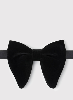 Elegancka czarna mucha męska