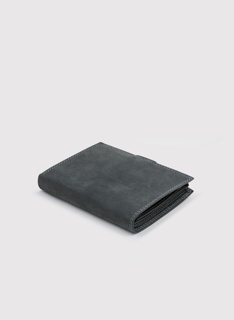 Szary skórzany portfel