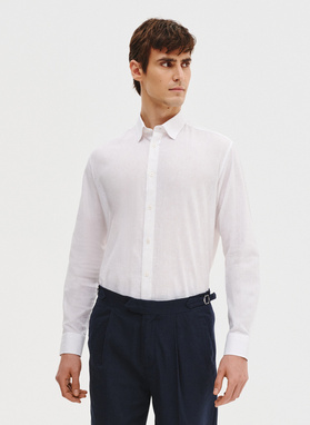 Biała koszula z lnu i bawełny