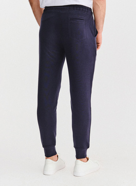 Granatowe spodnie dresowe