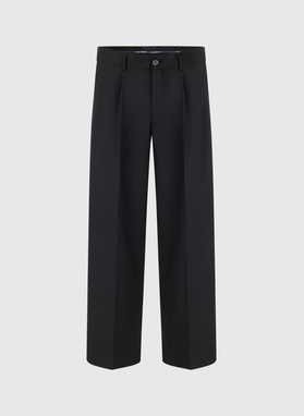 Czarne spodnie garniturowe oversize