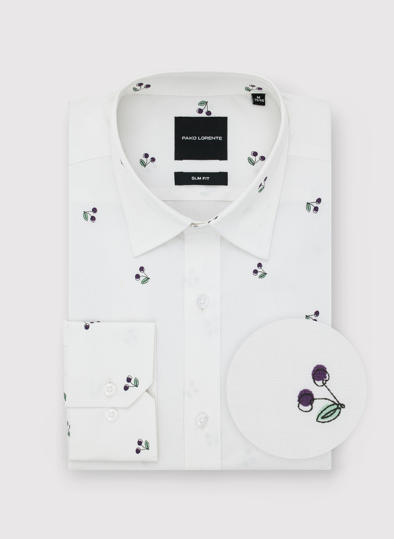 Biała koszula męska w wiśnie