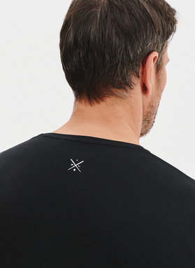 Czarny gładki t-shirt męski