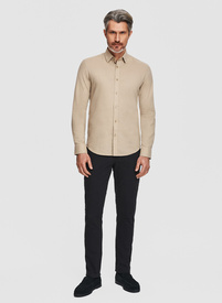 Beżowa koszula z lnem