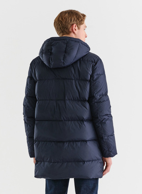 Granatowa długa pikowana kurtka