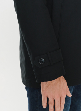 Przejściowy płaszcz męski w kolorze czarnym