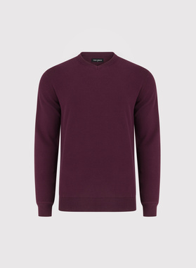 Ciemnofioletowy sweter męski w serek