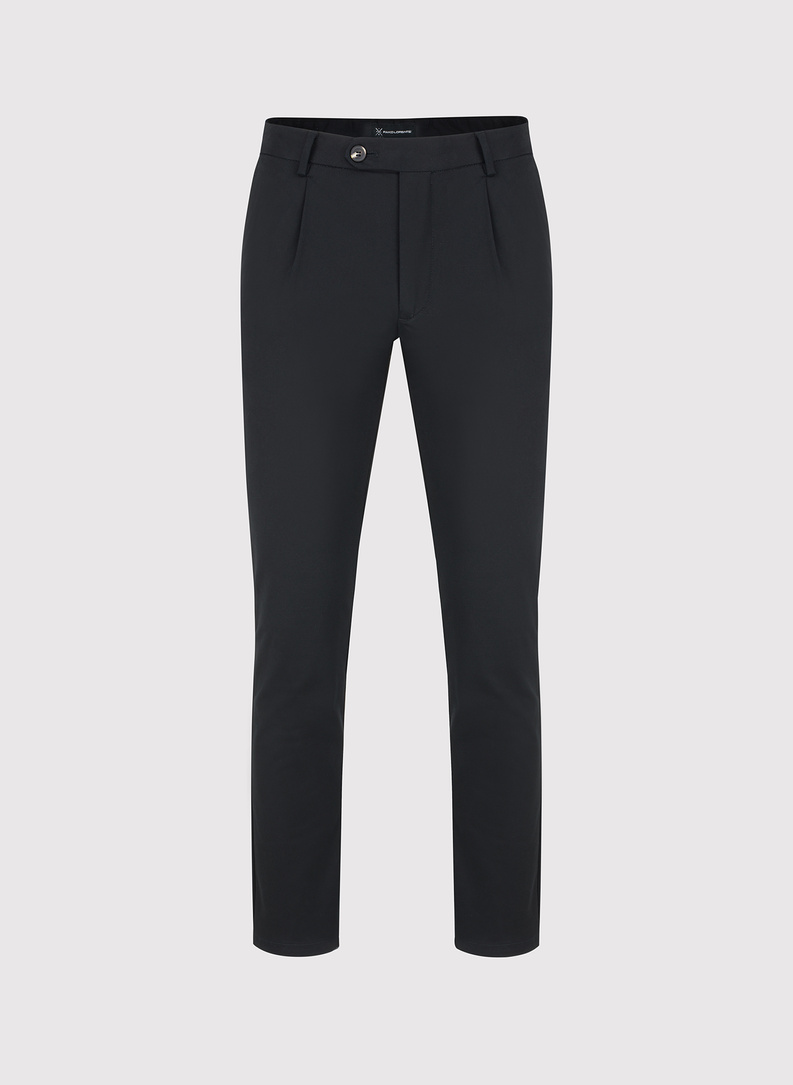 Czarne spodnie z zaszewkami