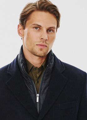 Męski płaszcz z wełną w kolorze granatowym