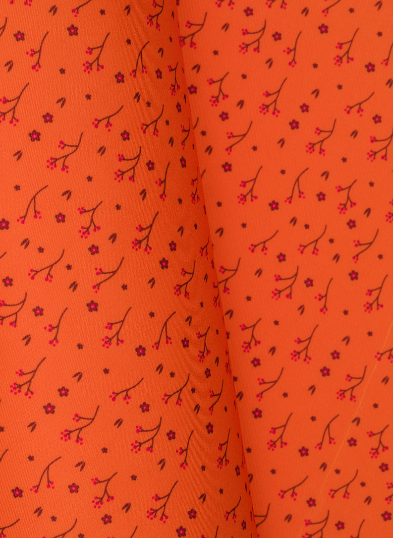 Pomarańczowa poszetka w kwiatki