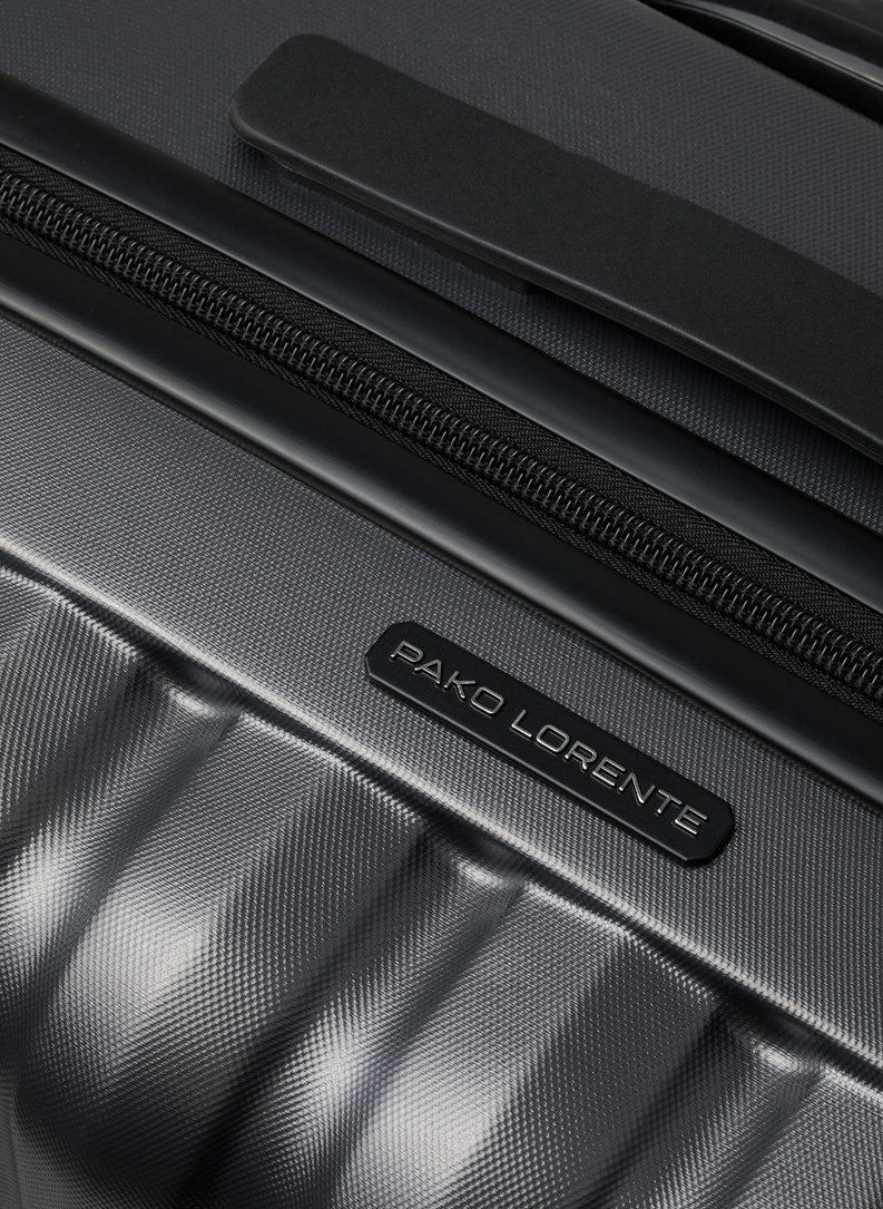 Komplet szarych walizek