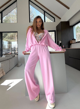 Różowy dwuczęściowy komplet dresowy