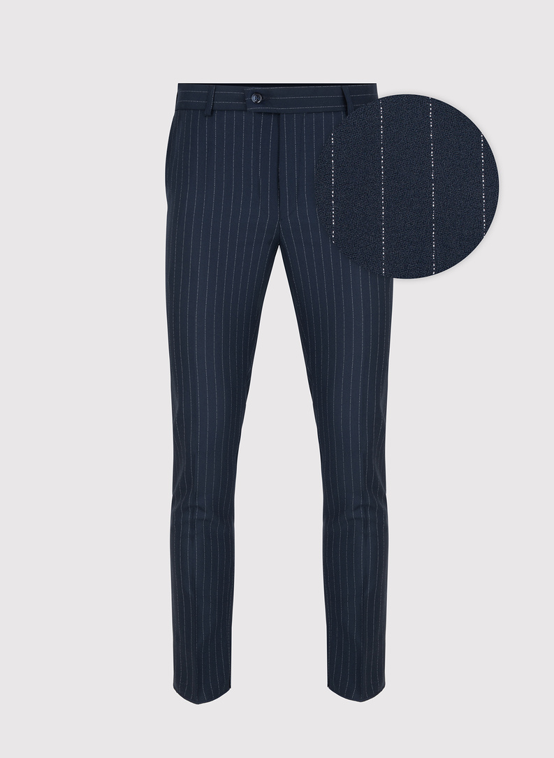 Dwuczęściowy garnitur męski w prążki