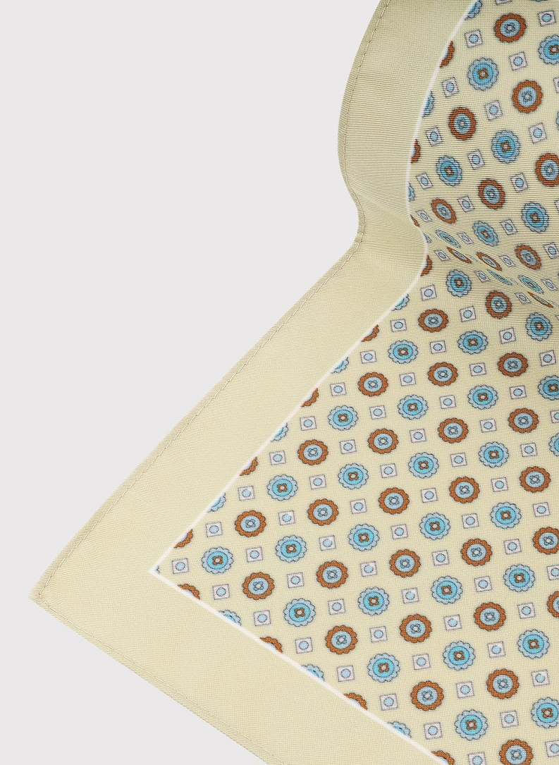 Ślubny garnitur męski w kratkę