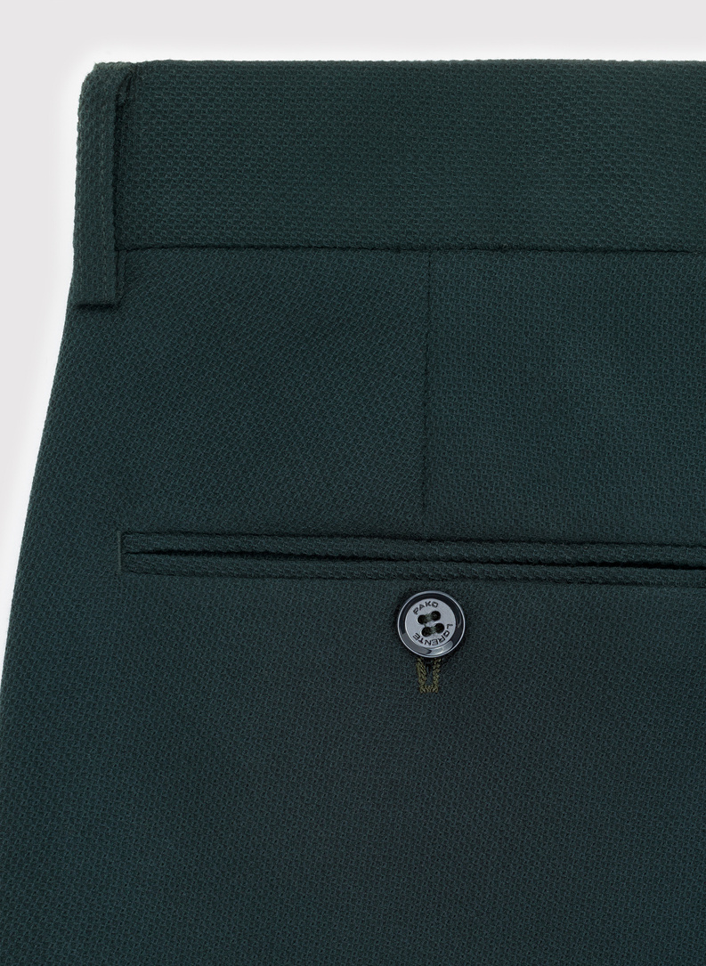 Zielony garnitur męski