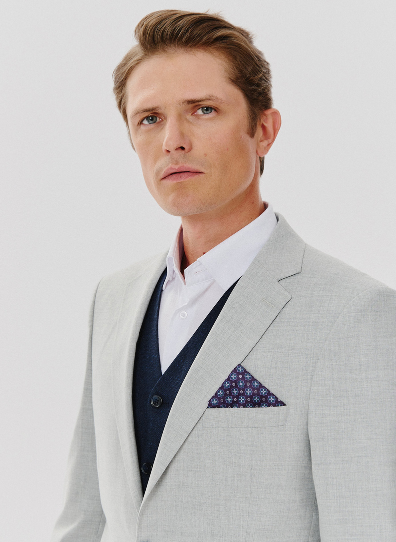 Marynarka garniturowa w kolorze jasnoszarym