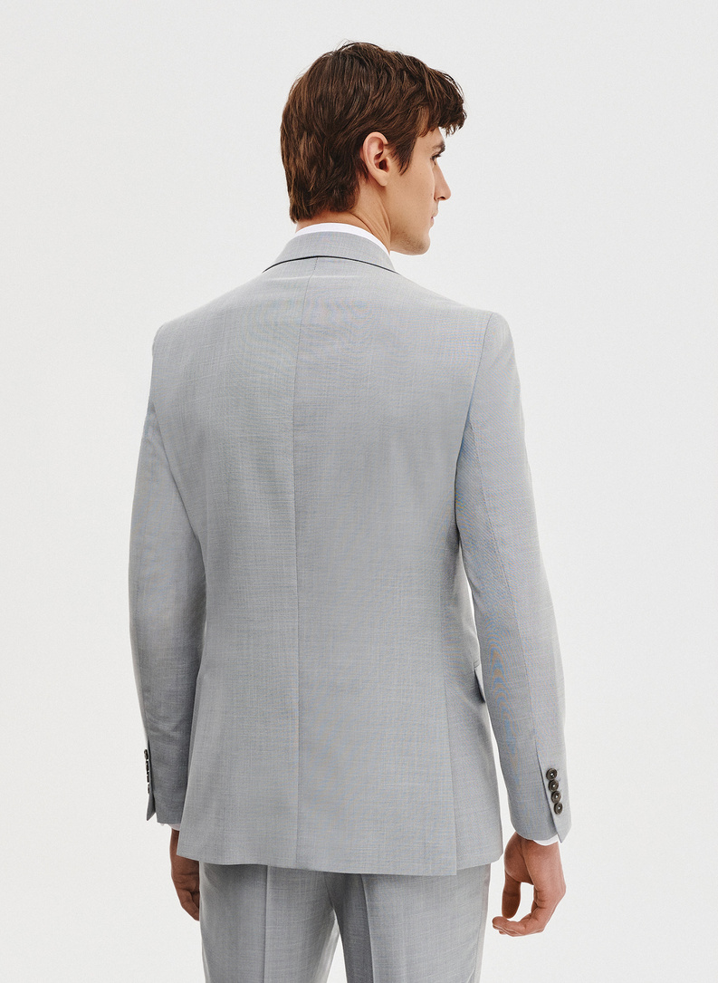 Szara marynarka garniturowa