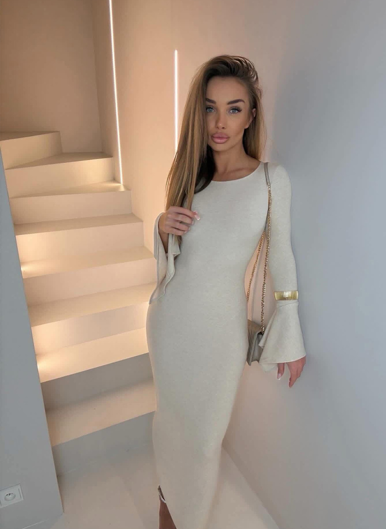 Sukienka damska dzwonek w kolorze ecru