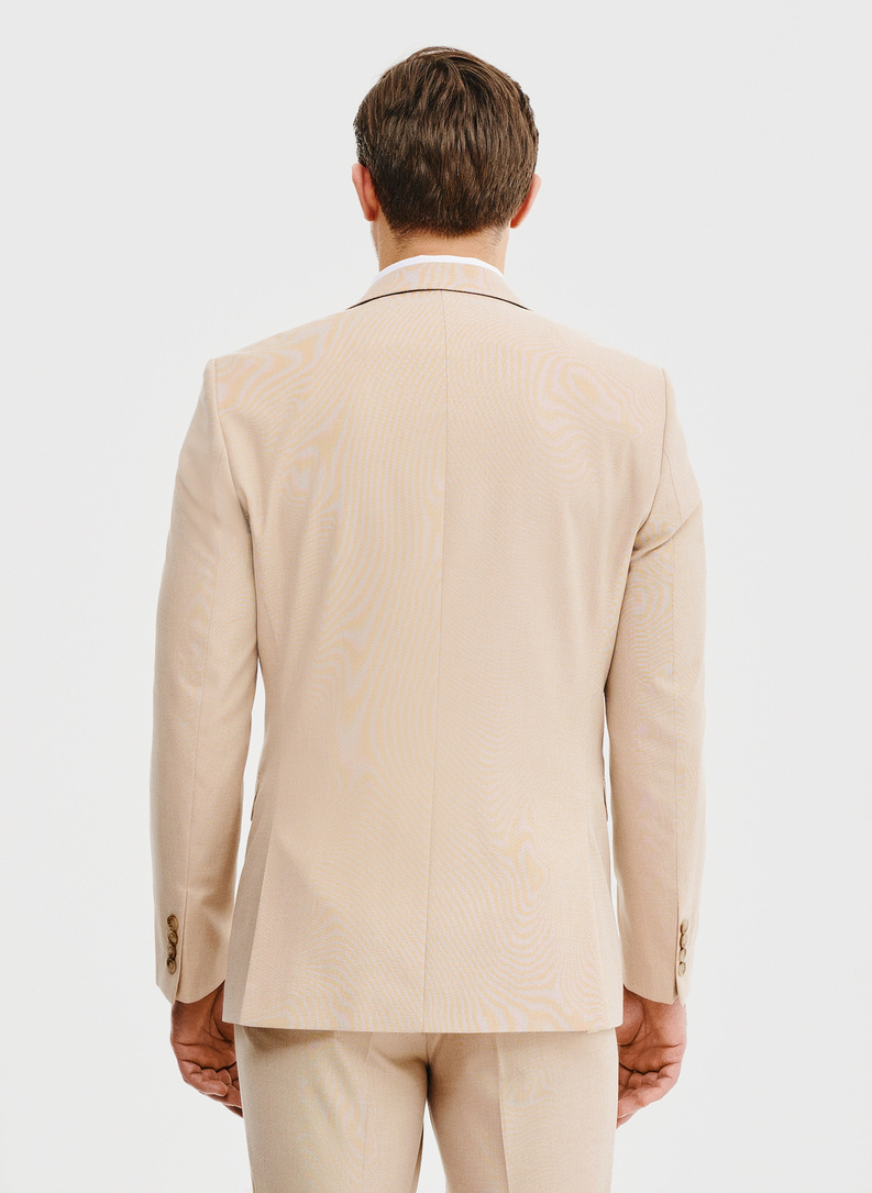 Beżowa marynarka garniturowa