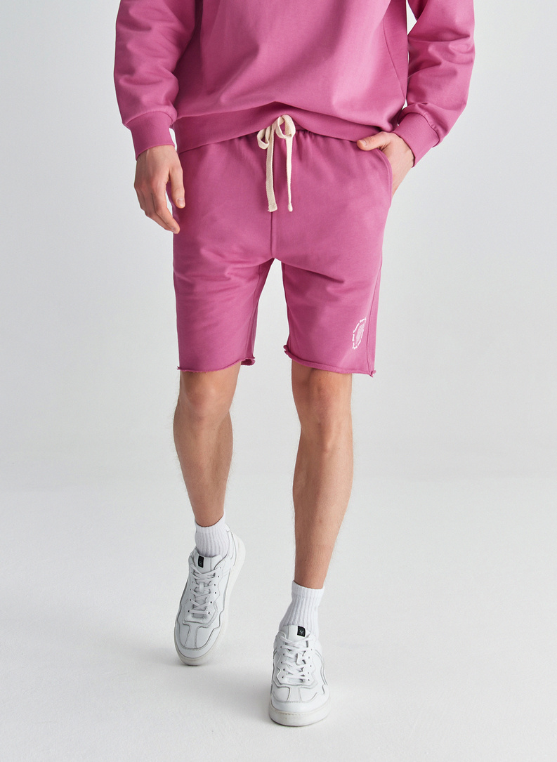 Różowe szorty oversize C22SF-WS-004-R-0